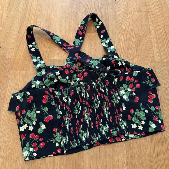 Collectif SMALL Black Emilia Wild Strawberry Ruffle Blouse Top - Picture 3 of 8